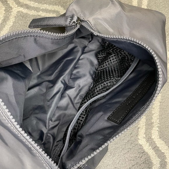 Lululemon Small Duffel Shoulder Crossbody Nylon Bag - Picture 5 of 8